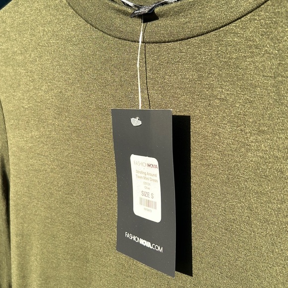 Fashion Nova - Strolling Around Town Mini Dress *NWT* 🏷️ - Picture 3 of 3